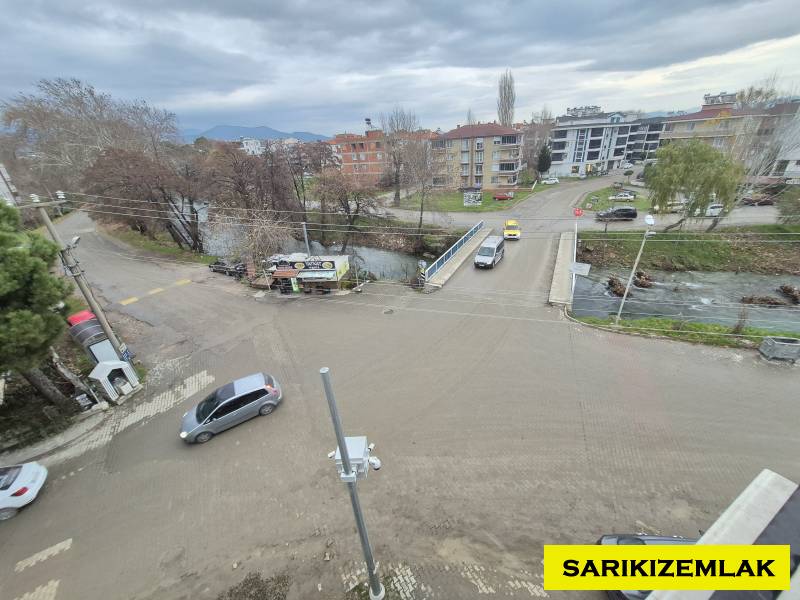 Edremit Akçay Mah`da2+1  Daire. - 17